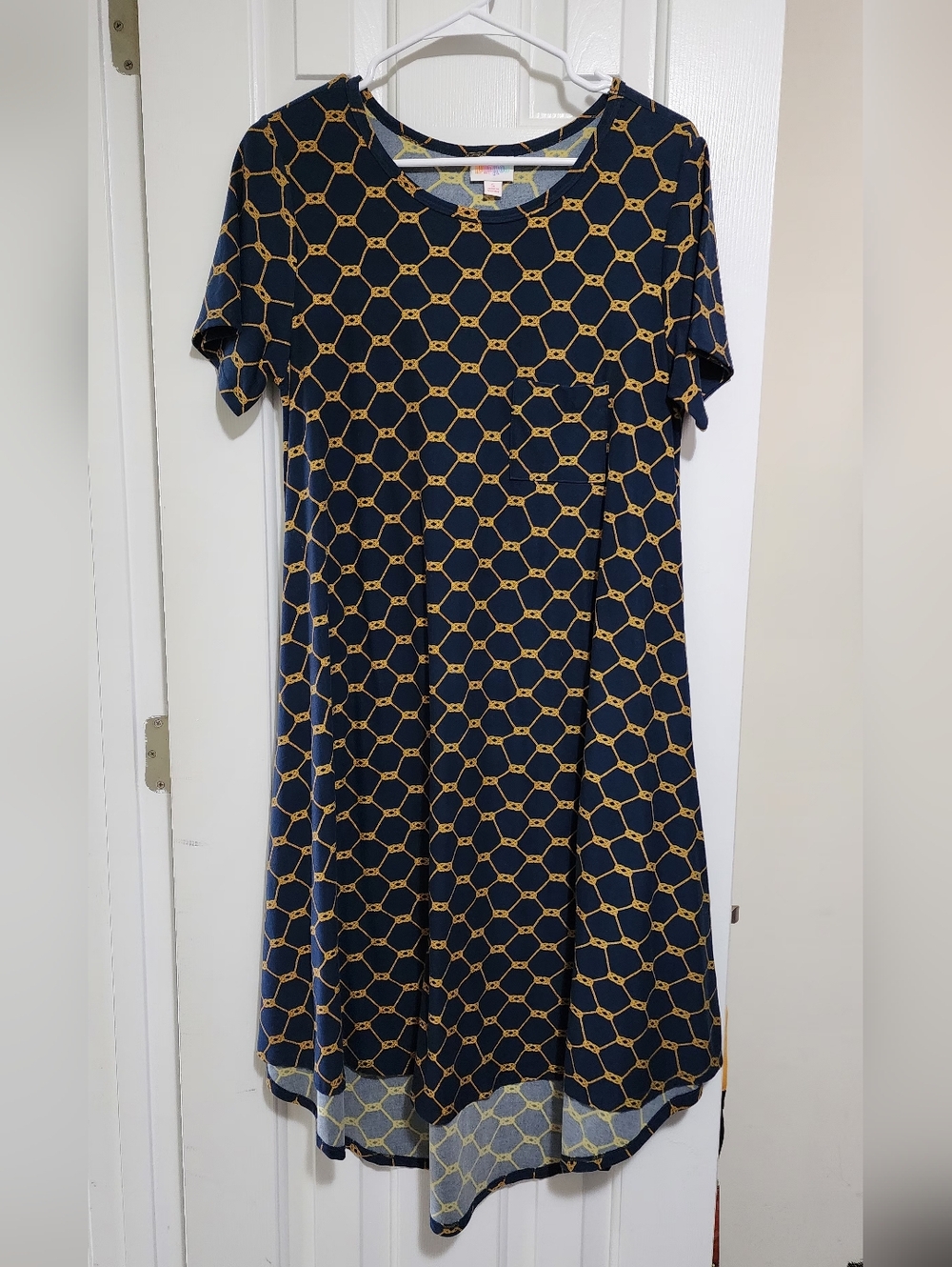 Lularoe Carly Navy & Gold Chain-Print Short-Sleeve A-Line Dress SMALL